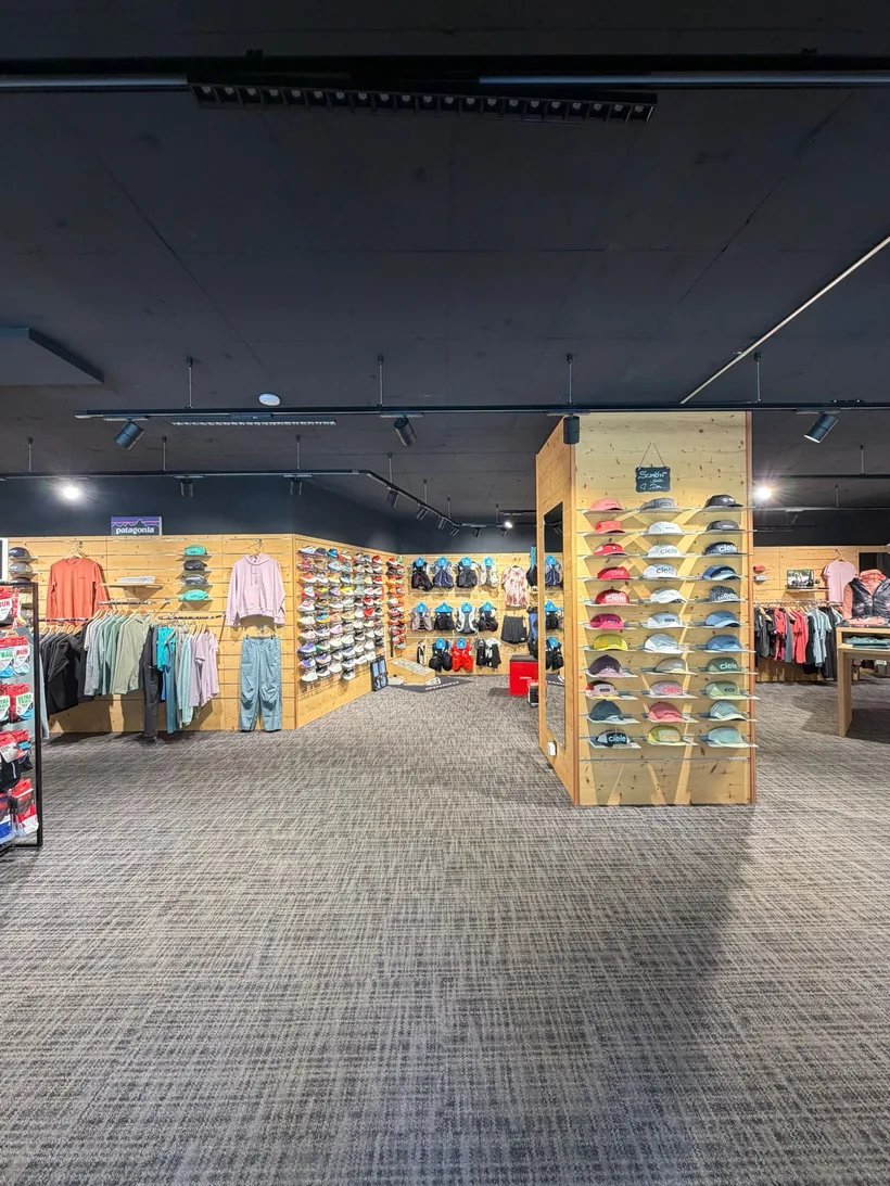 Backdoor Shop 7